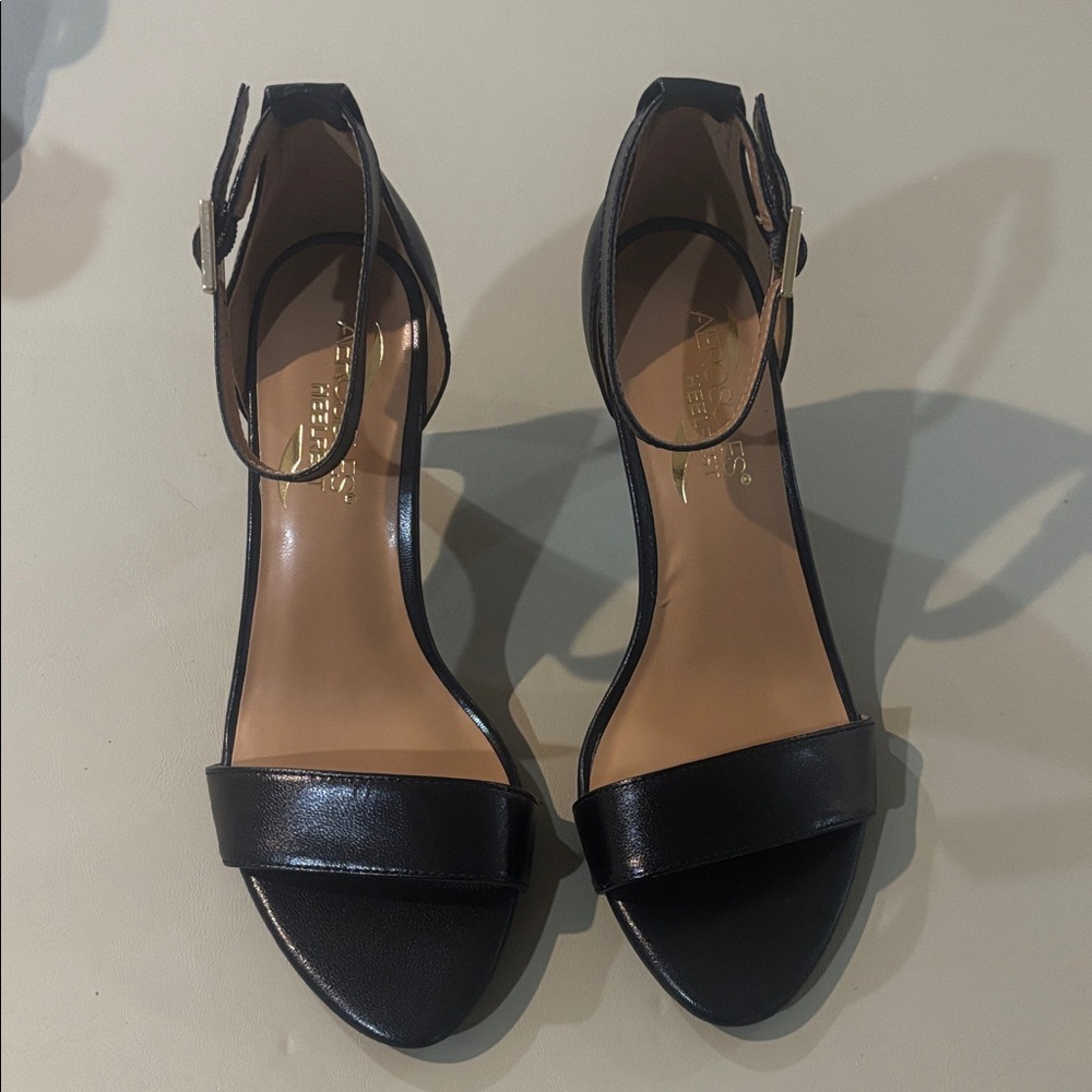 AEROSOLES Black Ankle Strap Heels 6.5 New No Box